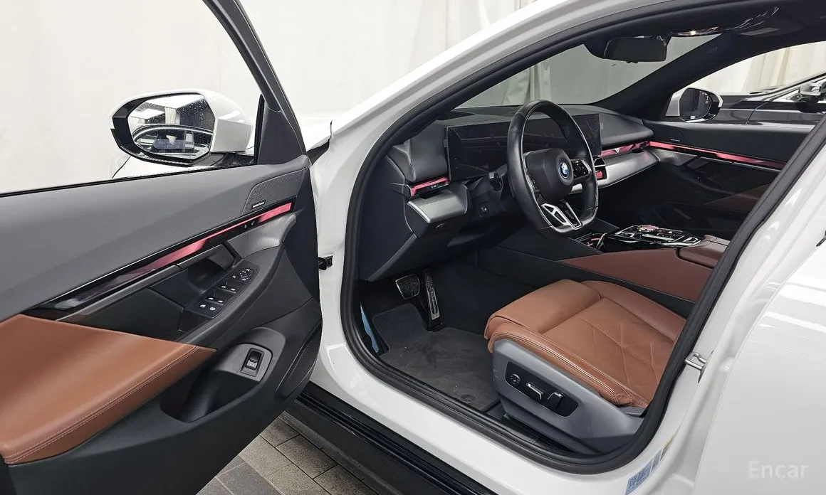 BMW i5 2023 eDrive 40 M Sport