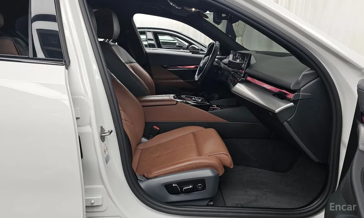 BMW i5 2023 eDrive 40 M Sport