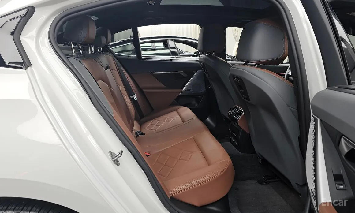 BMW i5 2023 eDrive 40 M Sport