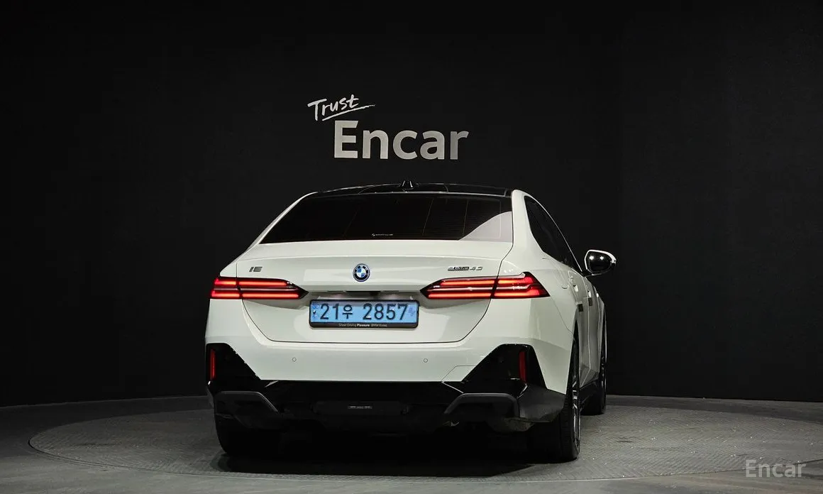 BMW i5 2023 eDrive 40 M Sport