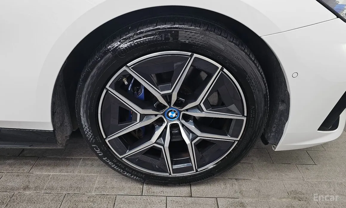 BMW i5 2023 eDrive 40 M Sport