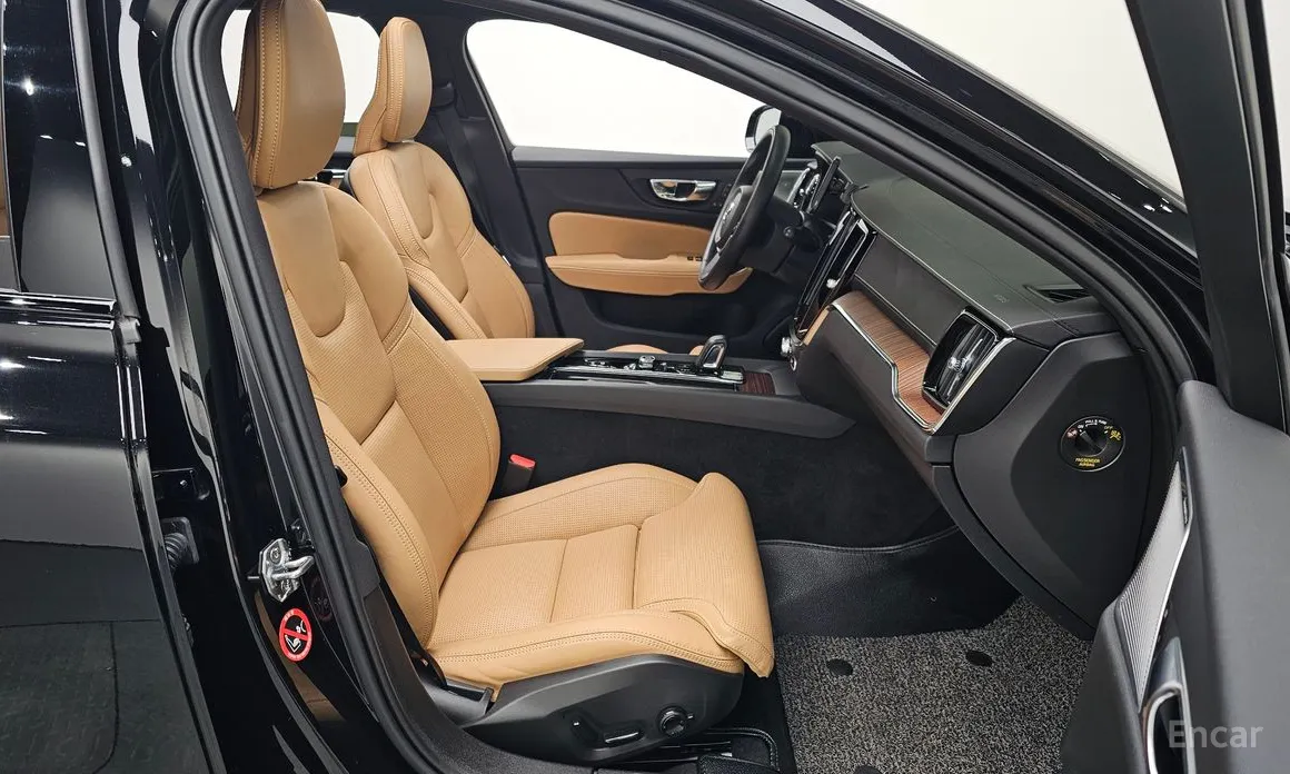 Volvo V60 2019 B5 Pro AWD