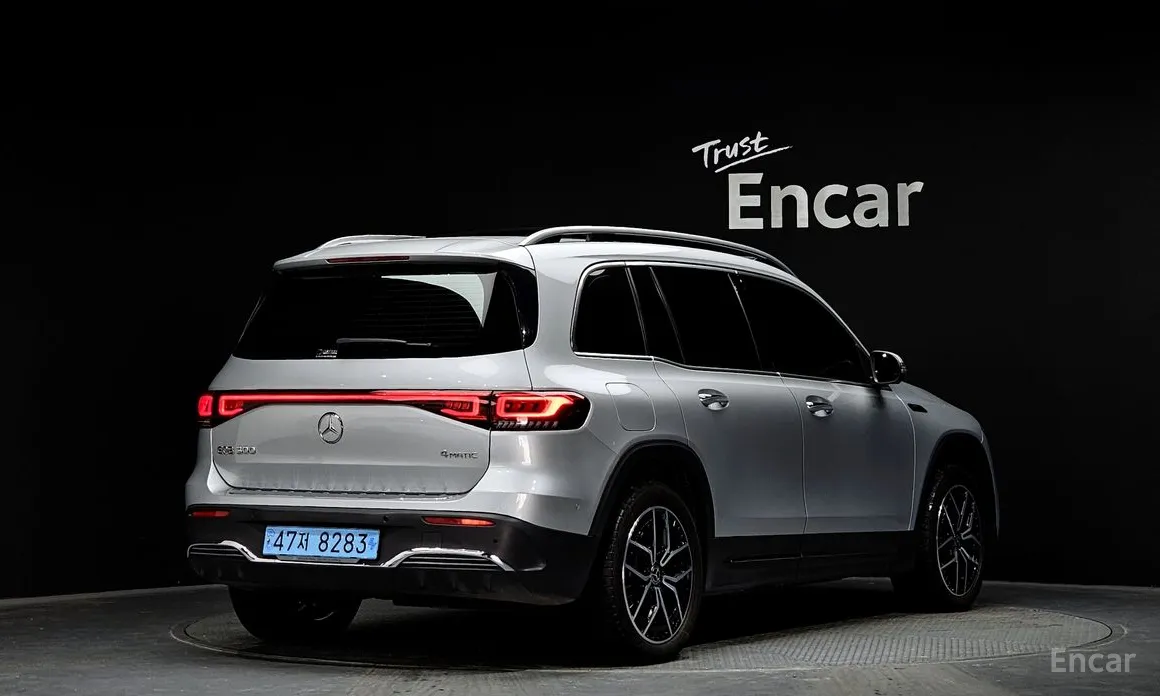 2022 Mercedes-Benz EQB