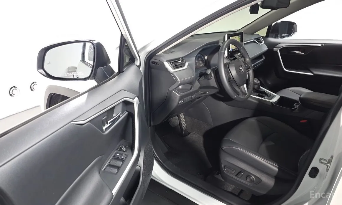 Toyota RAV4 2019 2.5 2WD Hybrid XLE