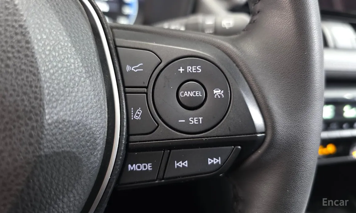 Toyota RAV4 2019 2.5 2WD Hybrid XLE