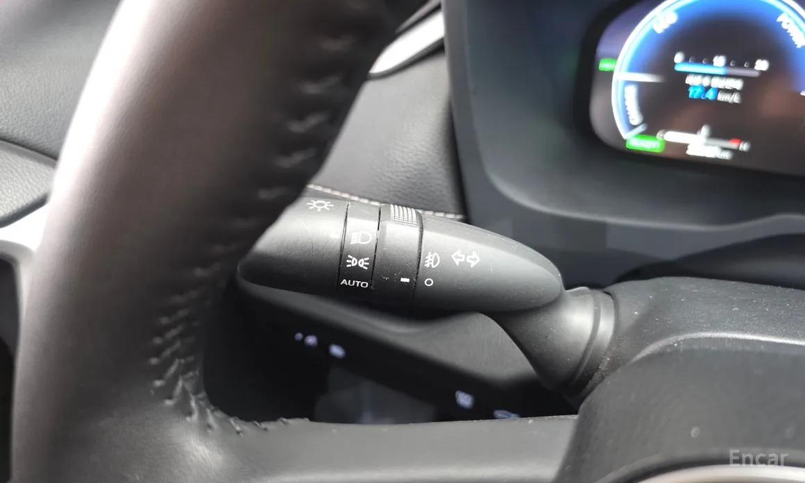 Toyota RAV4 2019 2.5 2WD Hybrid XLE