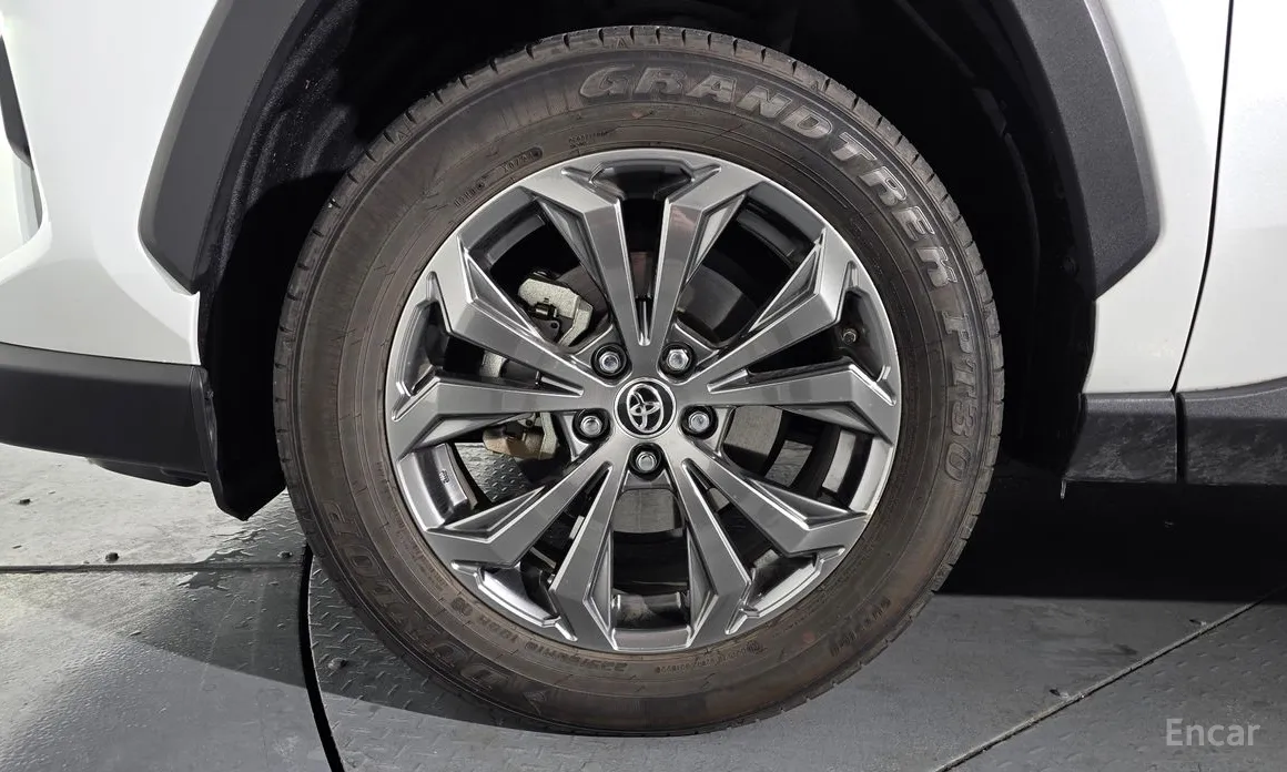 Toyota RAV4 2019 2.5 2WD Hybrid XLE