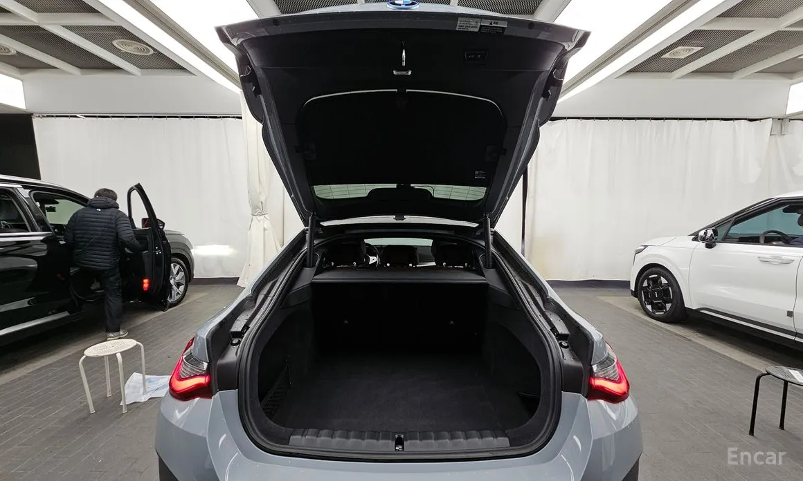 BMW i4 2021 eDrive40 M Sports Pro