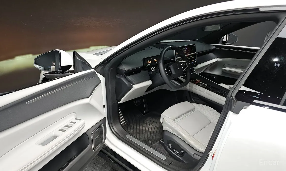 Polestar 4 2024 Long Range Duel Moter