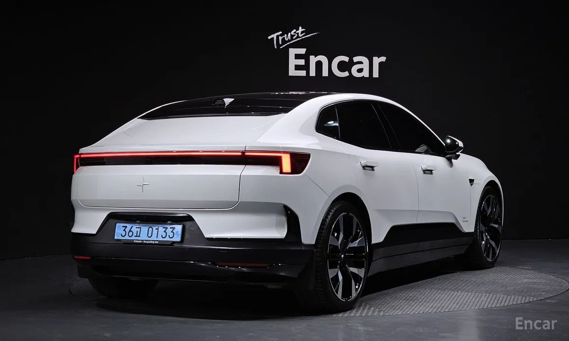Polestar 4 2024 Long Range Duel Moter