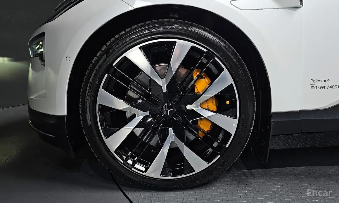 Polestar 4 2024 Long Range Duel Moter