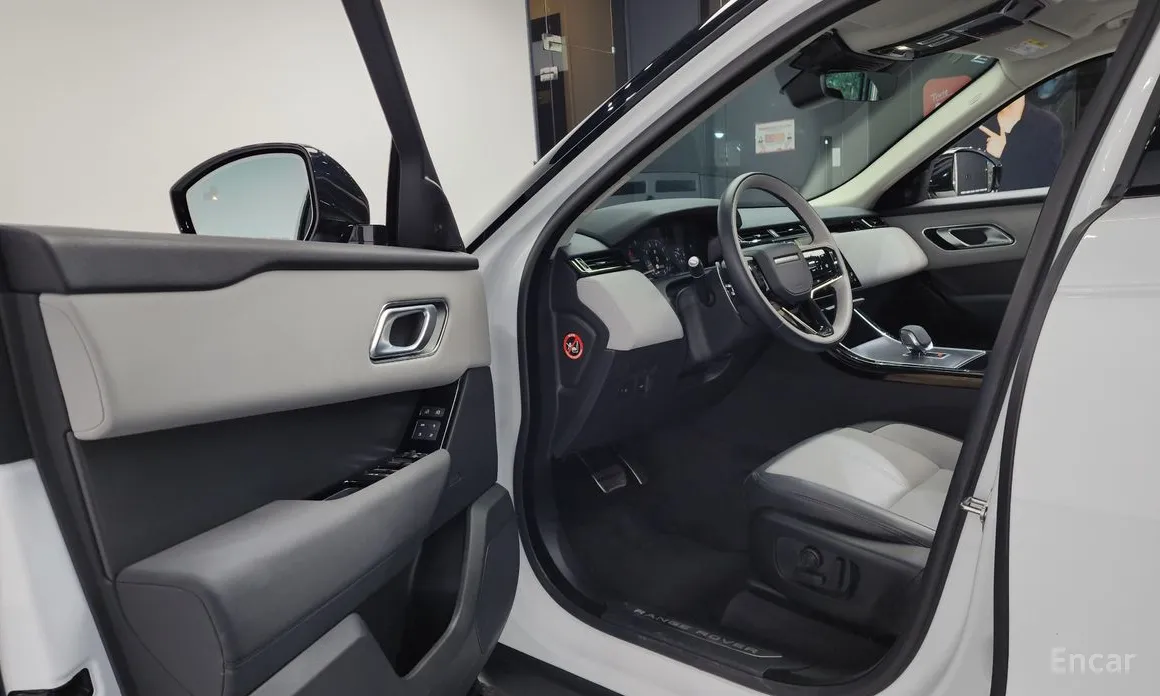 Land Rover Range Rover Velar 2017 2.0 P250 Dynamic SE