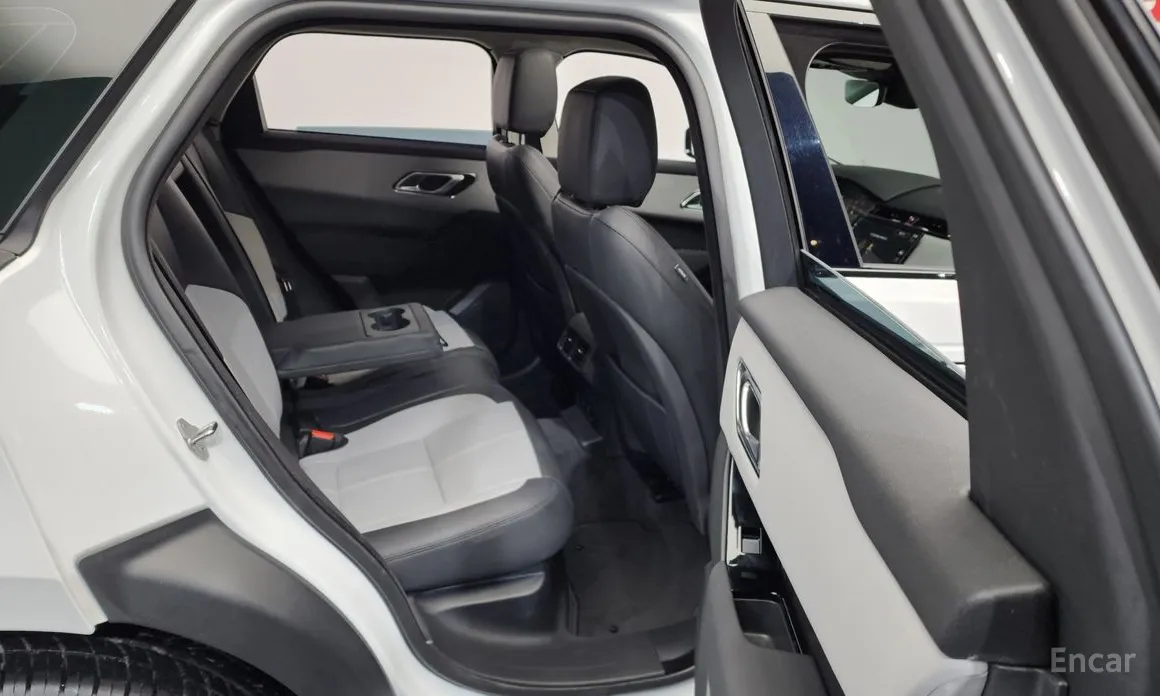 Land Rover Range Rover Velar 2017 2.0 P250 Dynamic SE