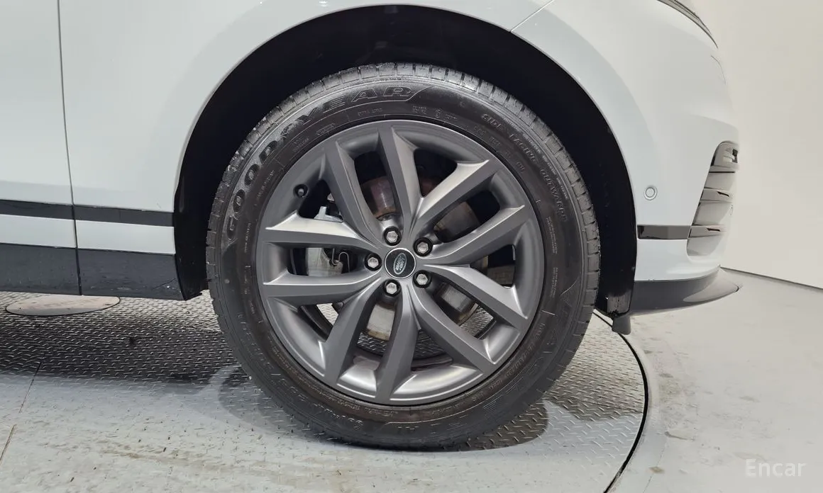 Land Rover Range Rover Velar 2017 2.0 P250 Dynamic SE