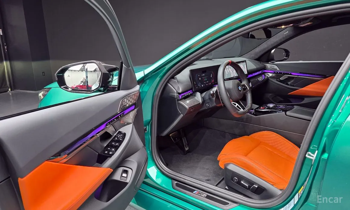 BMW M5 2024 M5 Sedan