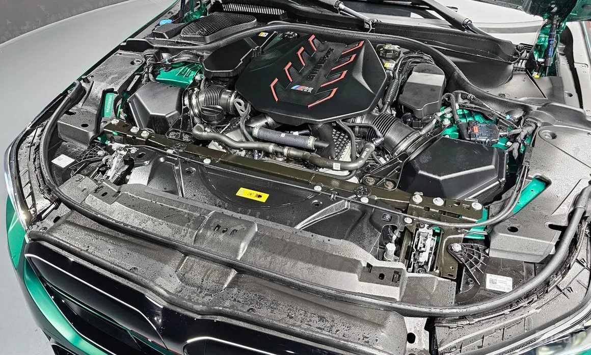 BMW M5 2024 M5 Sedan