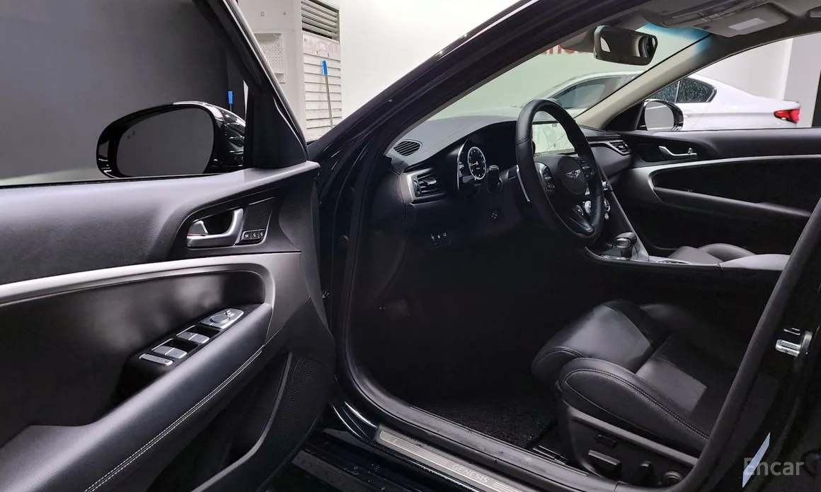 Genesis G70 2022 Gasoline 2.0T 2WD