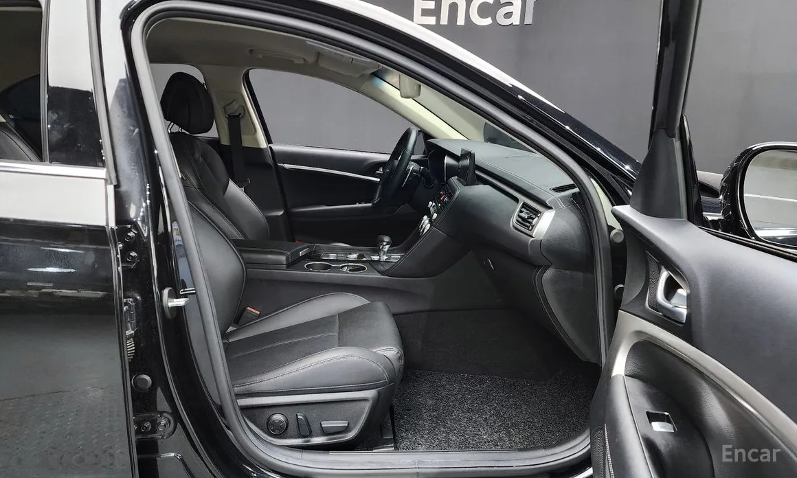 Genesis G70 2022 Gasoline 2.0T 2WD