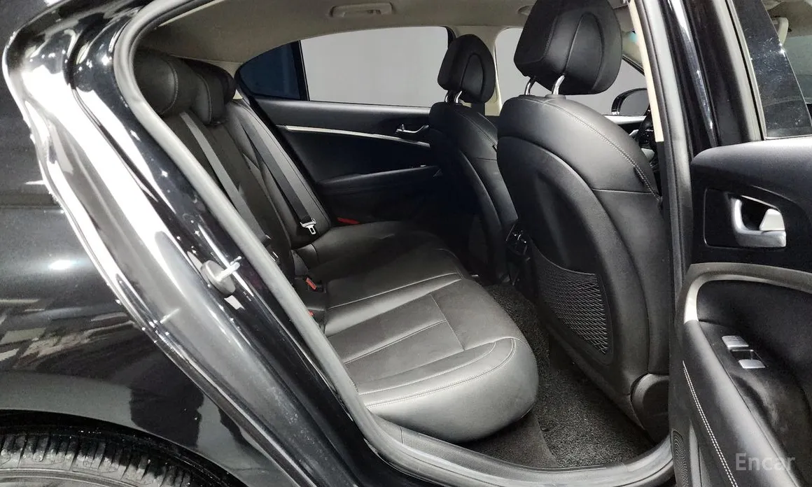 Genesis G70 2022 Gasoline 2.0T 2WD