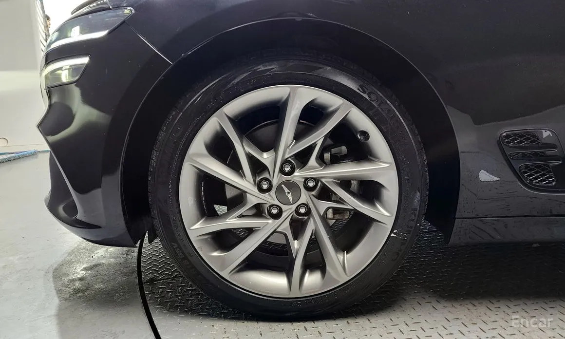 Genesis G70 2022 Gasoline 2.0T 2WD