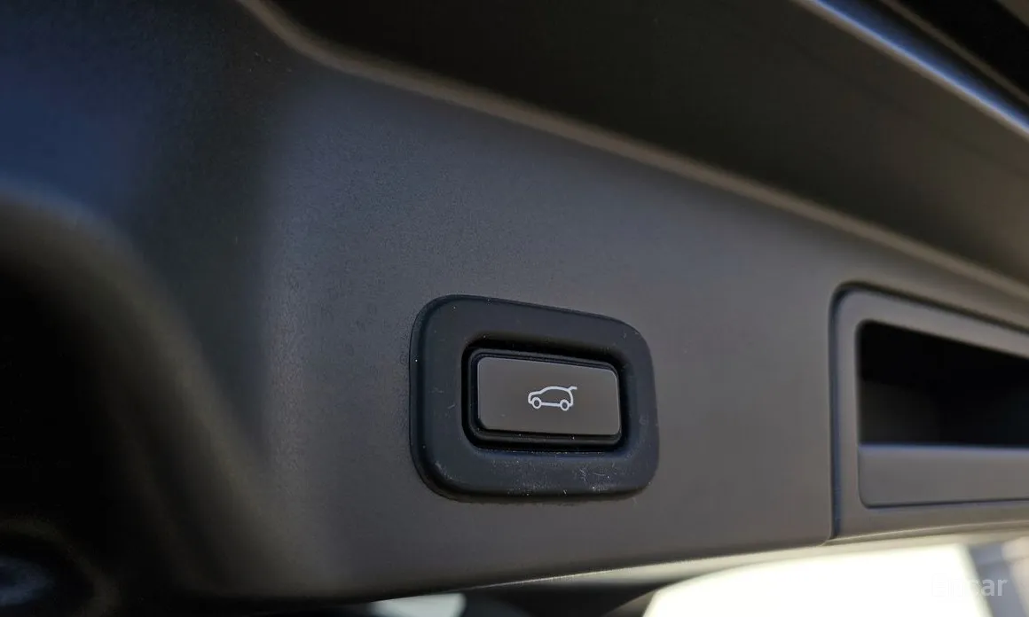 Land Rover Range Rover Evoque 2019 P250 SE