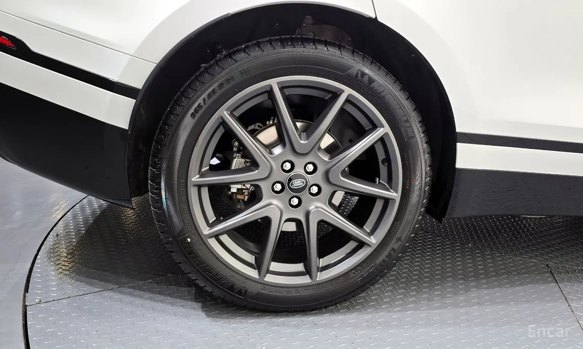 Land Rover Range Rover Velar 2017 3.0 P400 R-Dynamic HSE