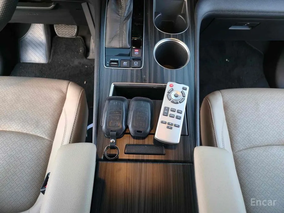 Toyota Sienna 2020 2.5 Hybrid 2WD