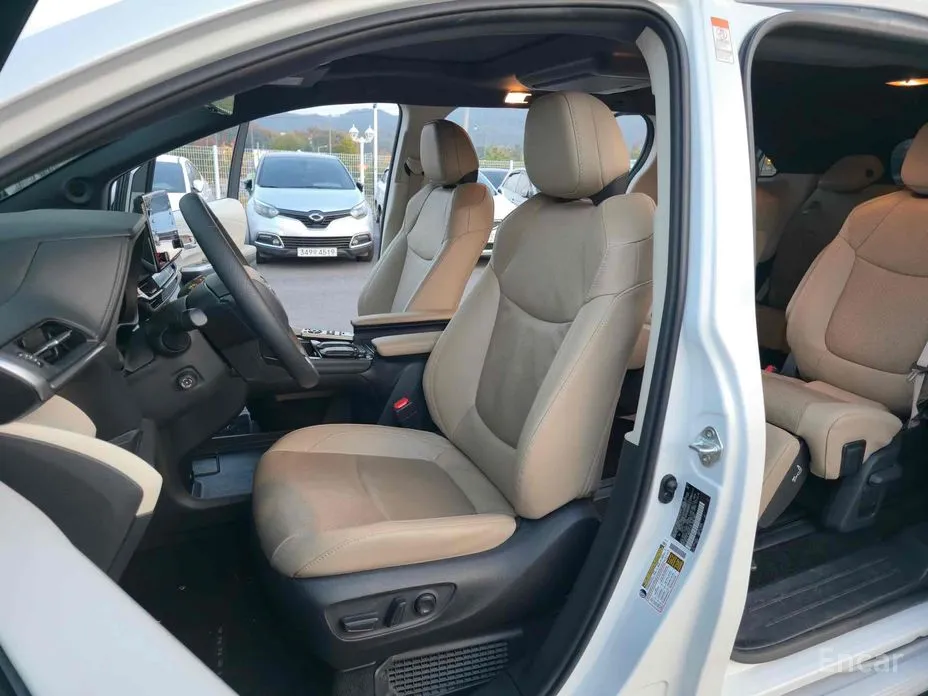 Toyota Sienna 2020 2.5 Hybrid 2WD