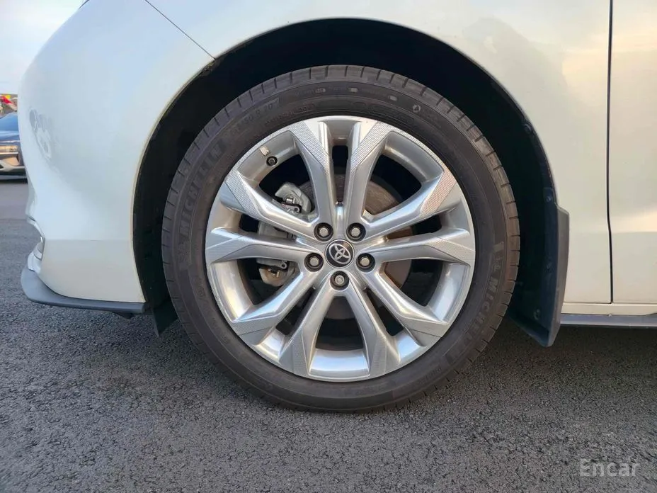 Toyota Sienna 2020 2.5 Hybrid 2WD