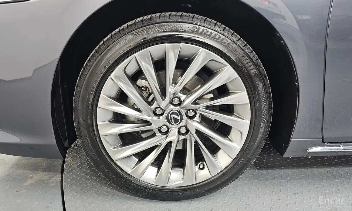 Lexus ES 2018 Executive