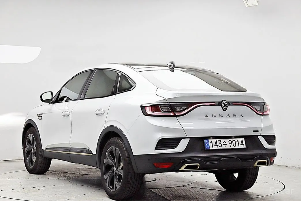 Renault Arkana 2024 1.6 E-TECH Iconic Design Package