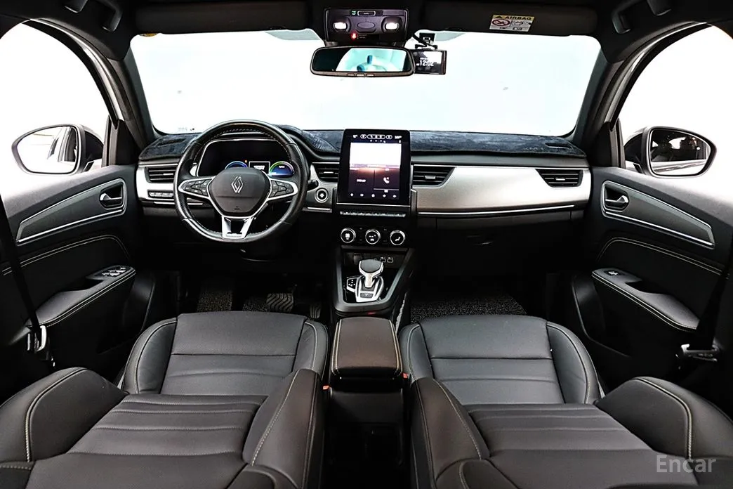 Renault Arkana 2024 1.6 E-TECH Iconic Design Package