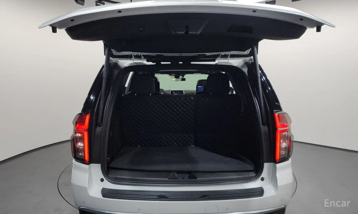 Chevrolet Tahoe 2022 6.2 Dark Knight 4WD