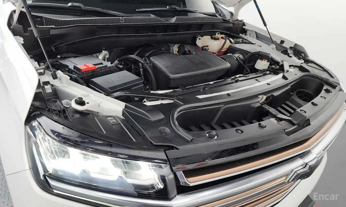 Chevrolet Tahoe 2022 6.2 Dark Knight 4WD