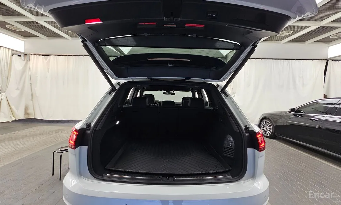 Volkswagen Touareg 2019 3.0 TDI R-Line