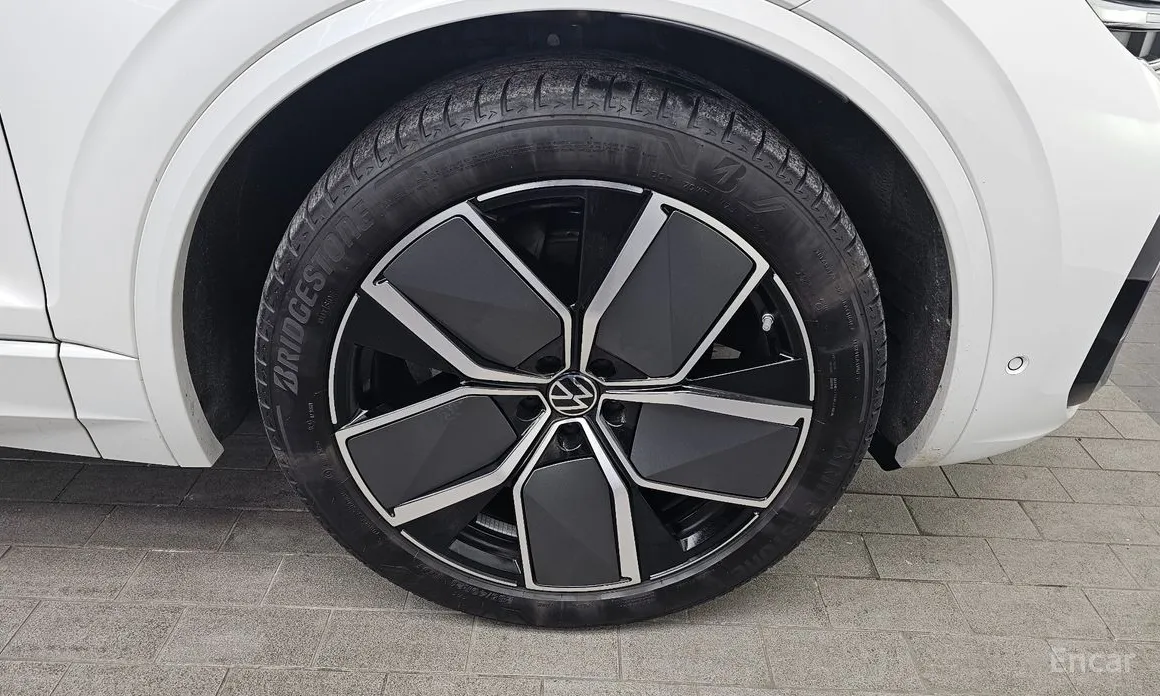Volkswagen Touareg 2019 3.0 TDI R-Line