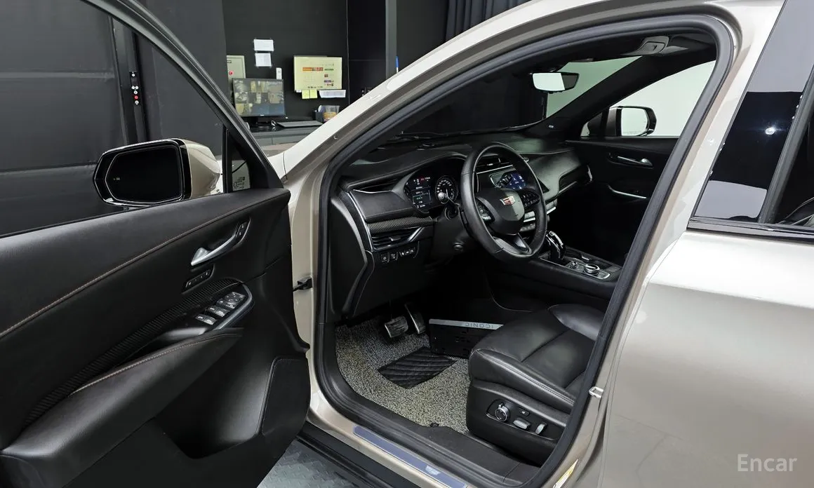 Cadillac XT4 2018 2.0 Sport AWD