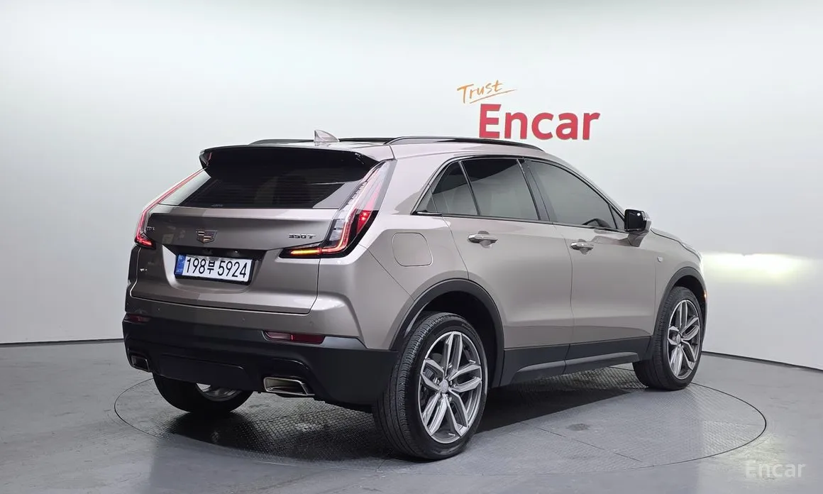 Cadillac XT4 2018 2.0 Sport AWD