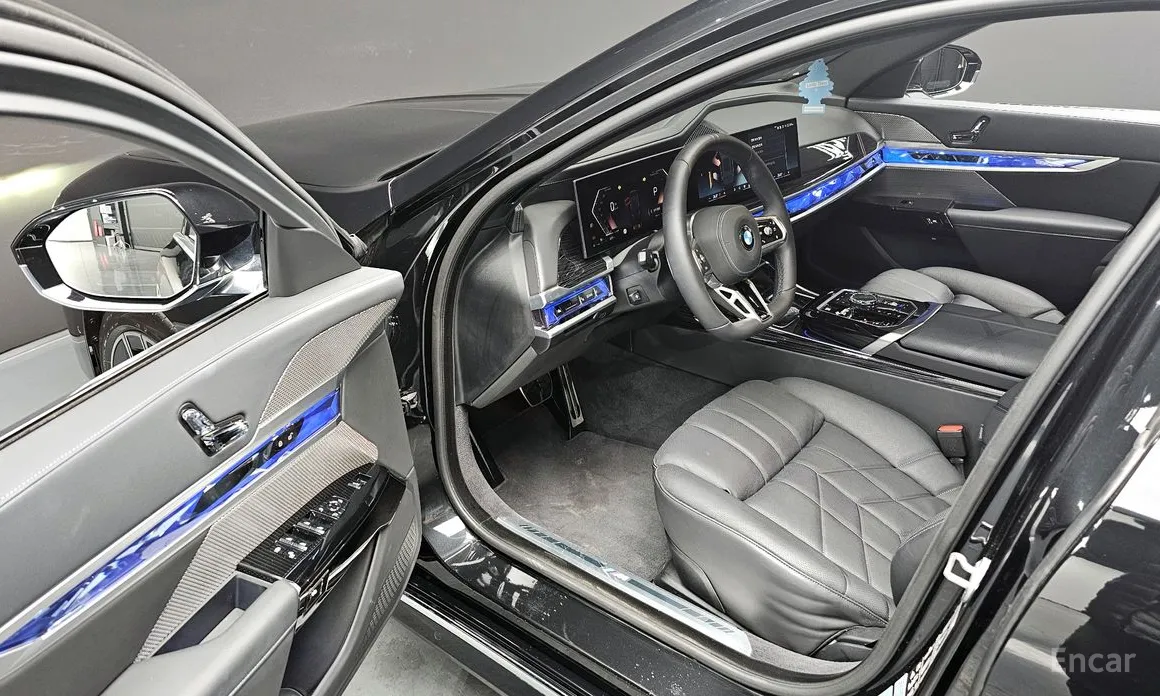 BMW 7 Series 2022 740d xDrive M Sport
