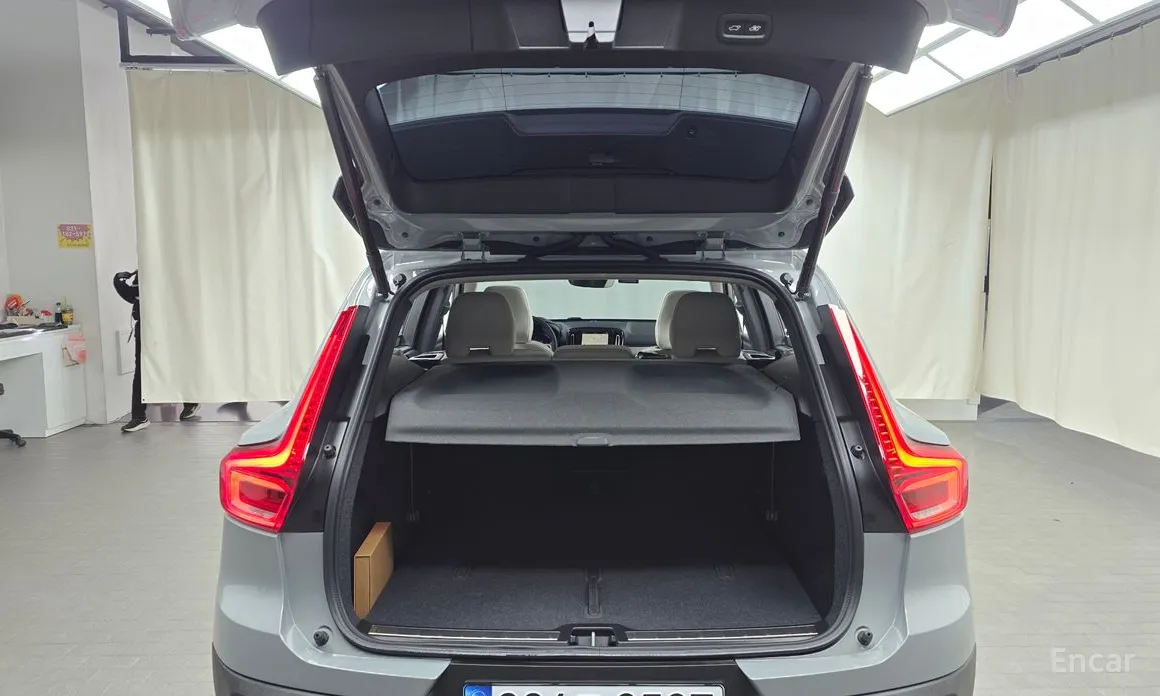 Volvo XC40 2018 B4 Ultra Bright