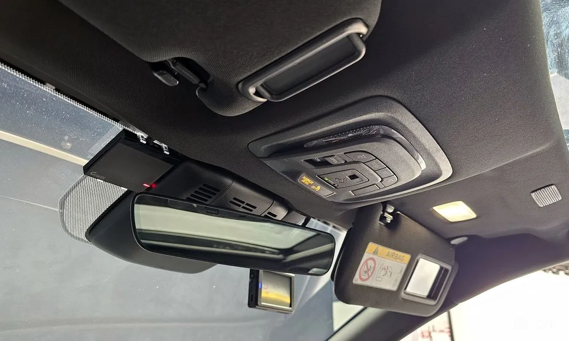 Toyota Crown 2023 2.5 4WD Hybrid