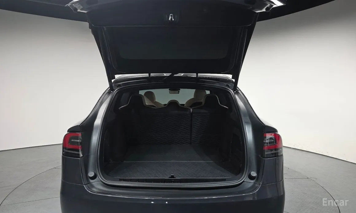 Tesla Model X 2018 AWD