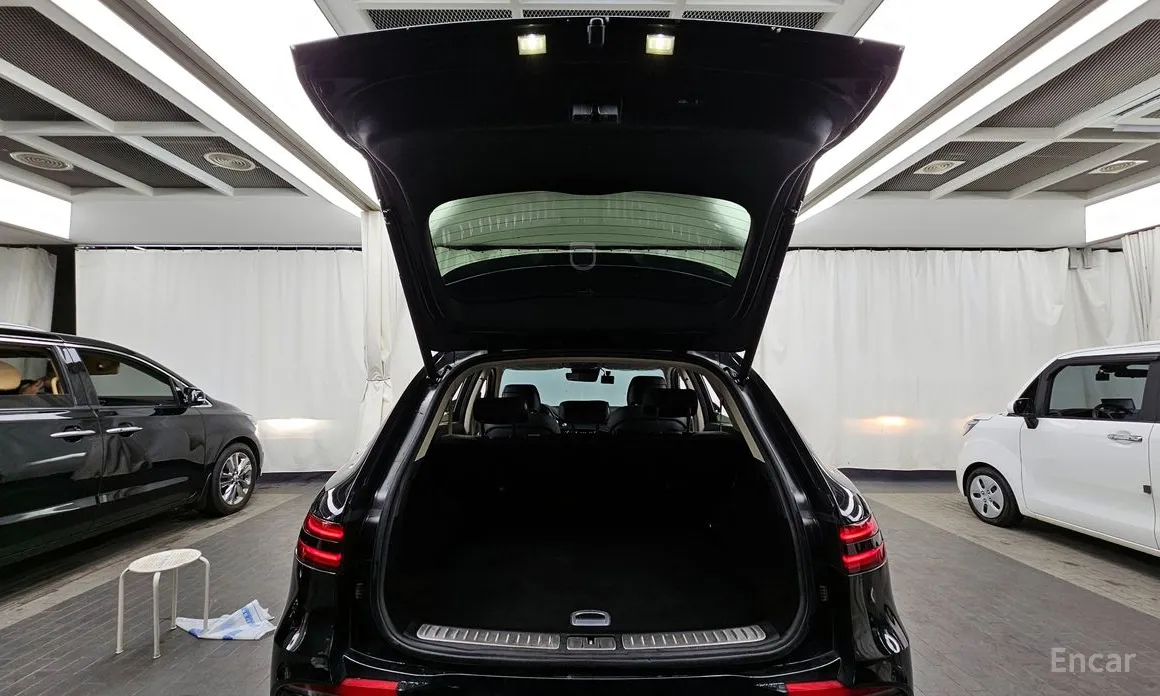 Genesis GV70 2022 e-AWD