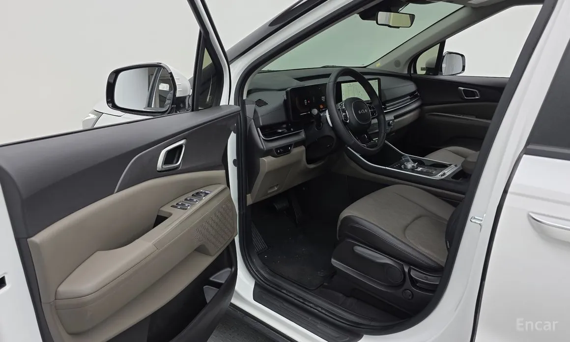 Kia Carnival 2023 9-Seater Prestige