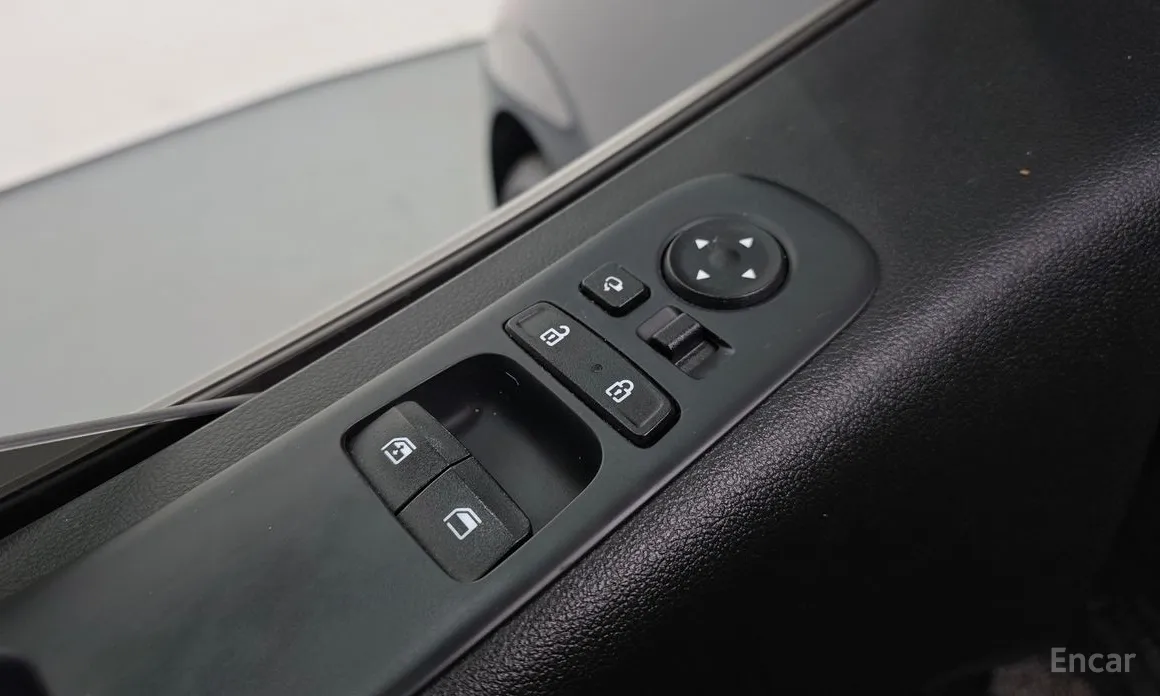 Hyundai Staria 2021 L3.5 Cargo 5-Seater