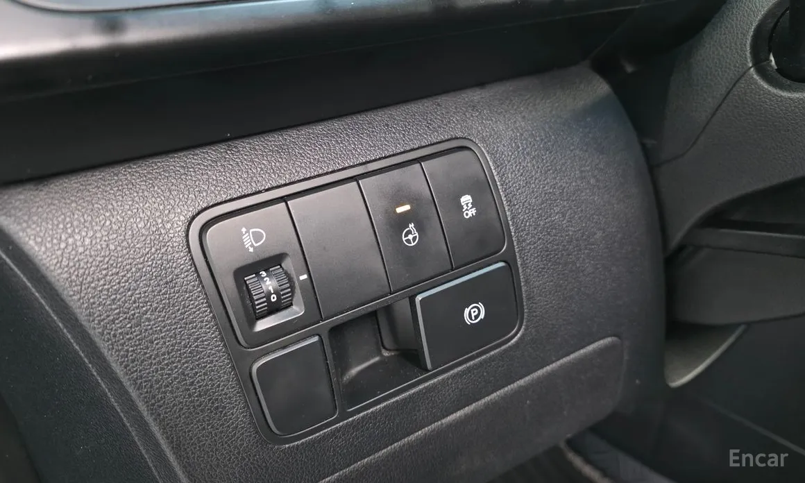 Hyundai Staria 2021 L3.5 Cargo 5-Seater