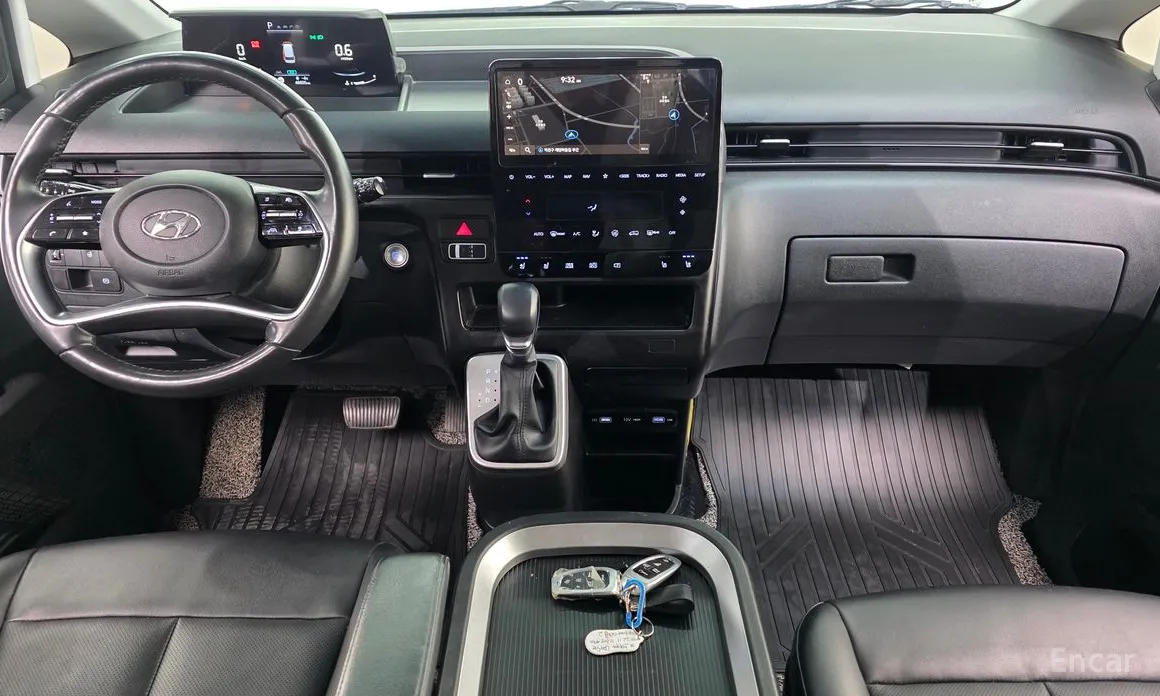 Hyundai Staria 2021 L3.5 Cargo 5-Seater