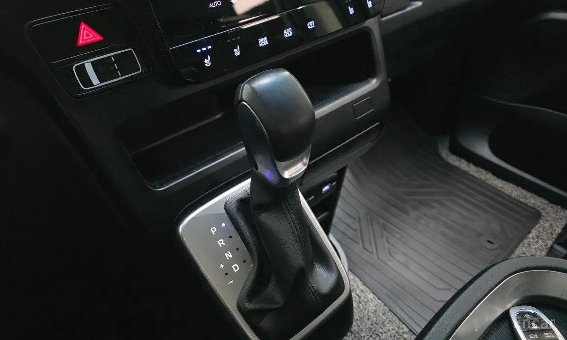 Hyundai Staria 2021 L3.5 Cargo 5-Seater