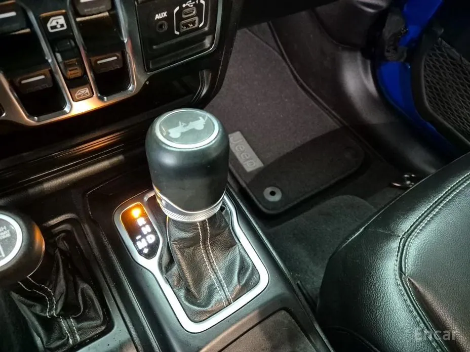 Jeep Wrangler 2018 2.0 Overland Power Top 4Door