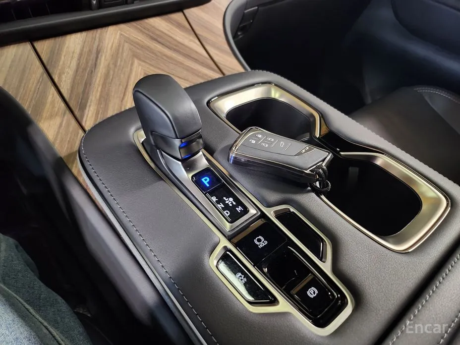 Lexus LM 2024 500h Executive